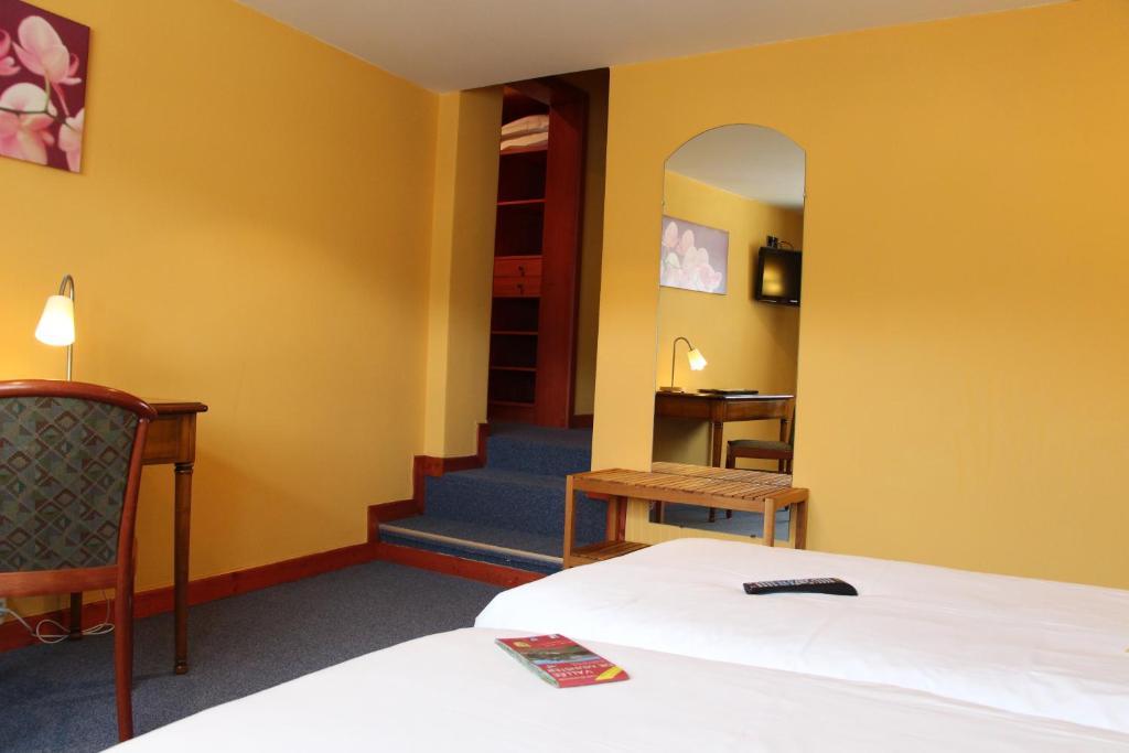 Hotel Restaurant La Cigogne Munster  Habitación foto